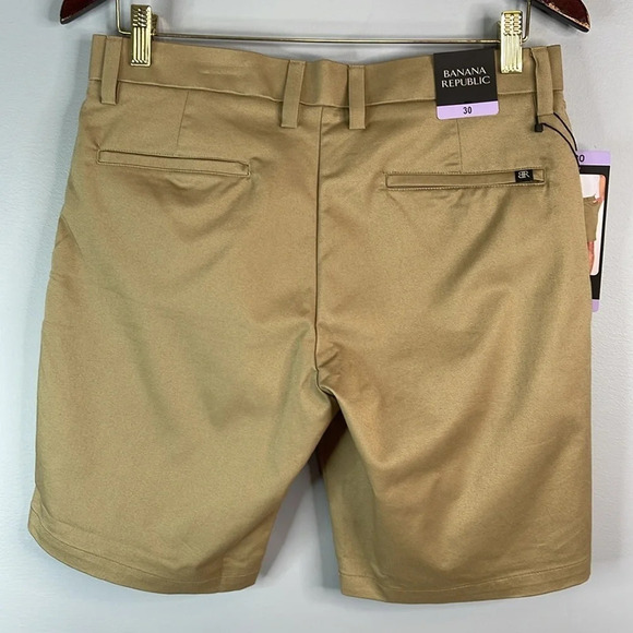 BANANA REPUBLIC NWT Tan Khaki Flat Front Twill Chino Shorts Pockets Preppy 30 - Picture 8 of 13